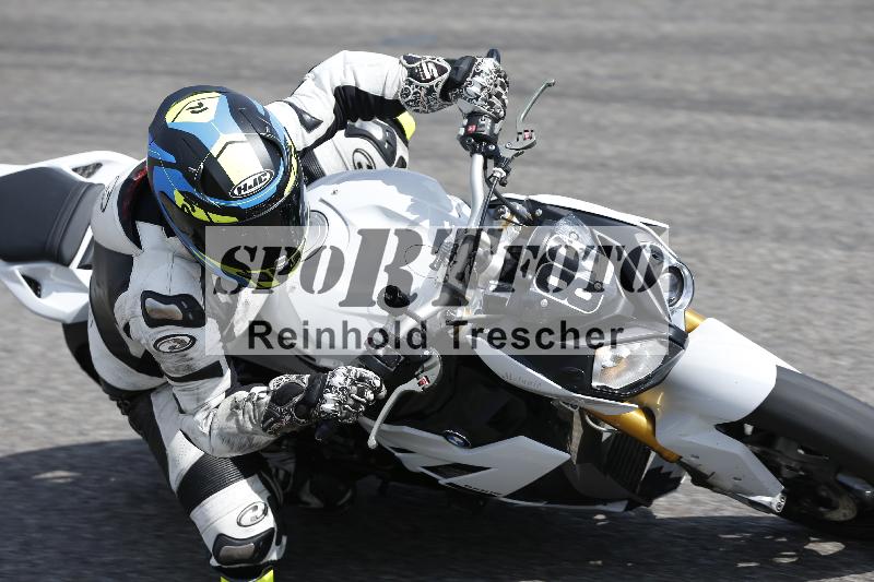 /Archiv-2025/05 14.04.2025 Plüss Moto Sport ADR/Freies Fahren/86